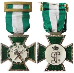 Cruz de la Orden del Mérito de la Guardia Civil