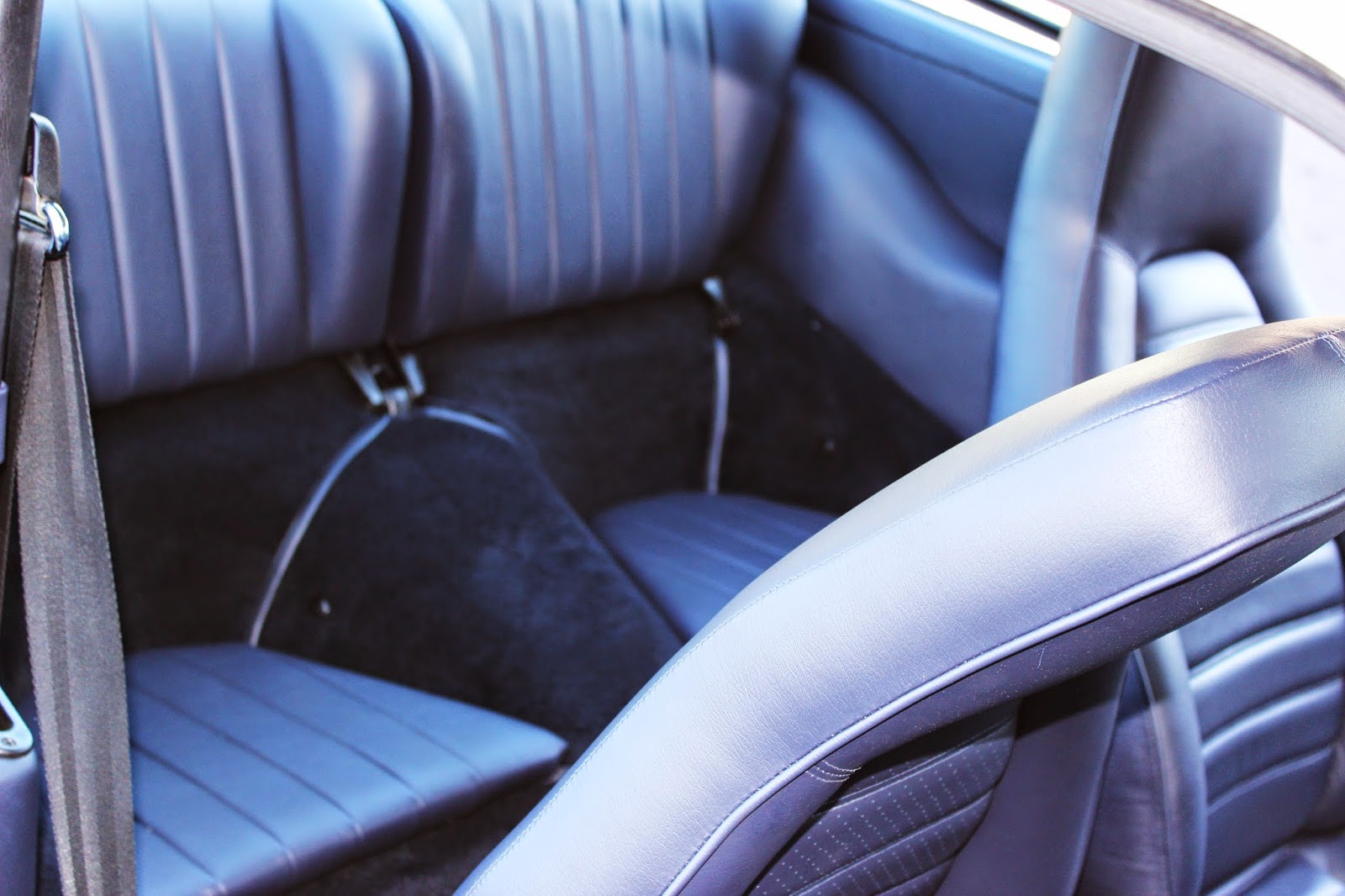 Autobahn Interiors 1976 Porsche 930 Turbo!