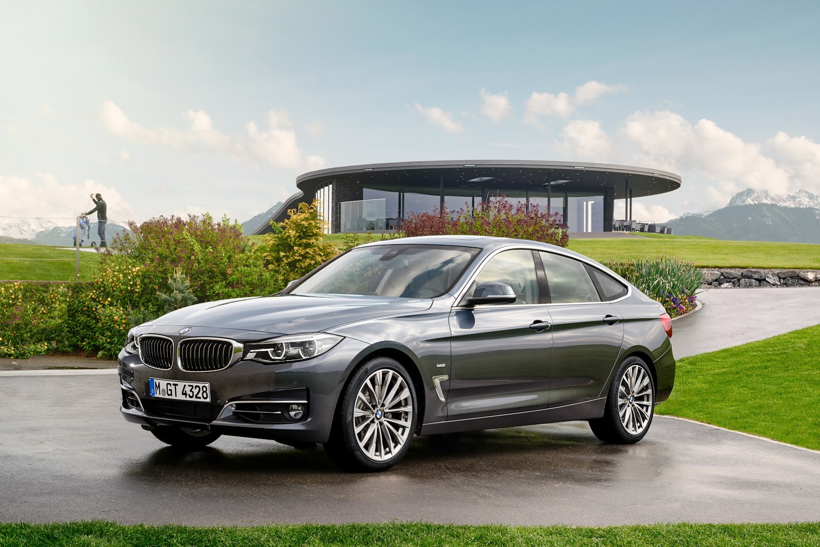2017-BMW-3-Series-GT-20.jpg