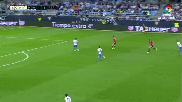 El Málaga cae derrotado contra el Alavés (1-2)