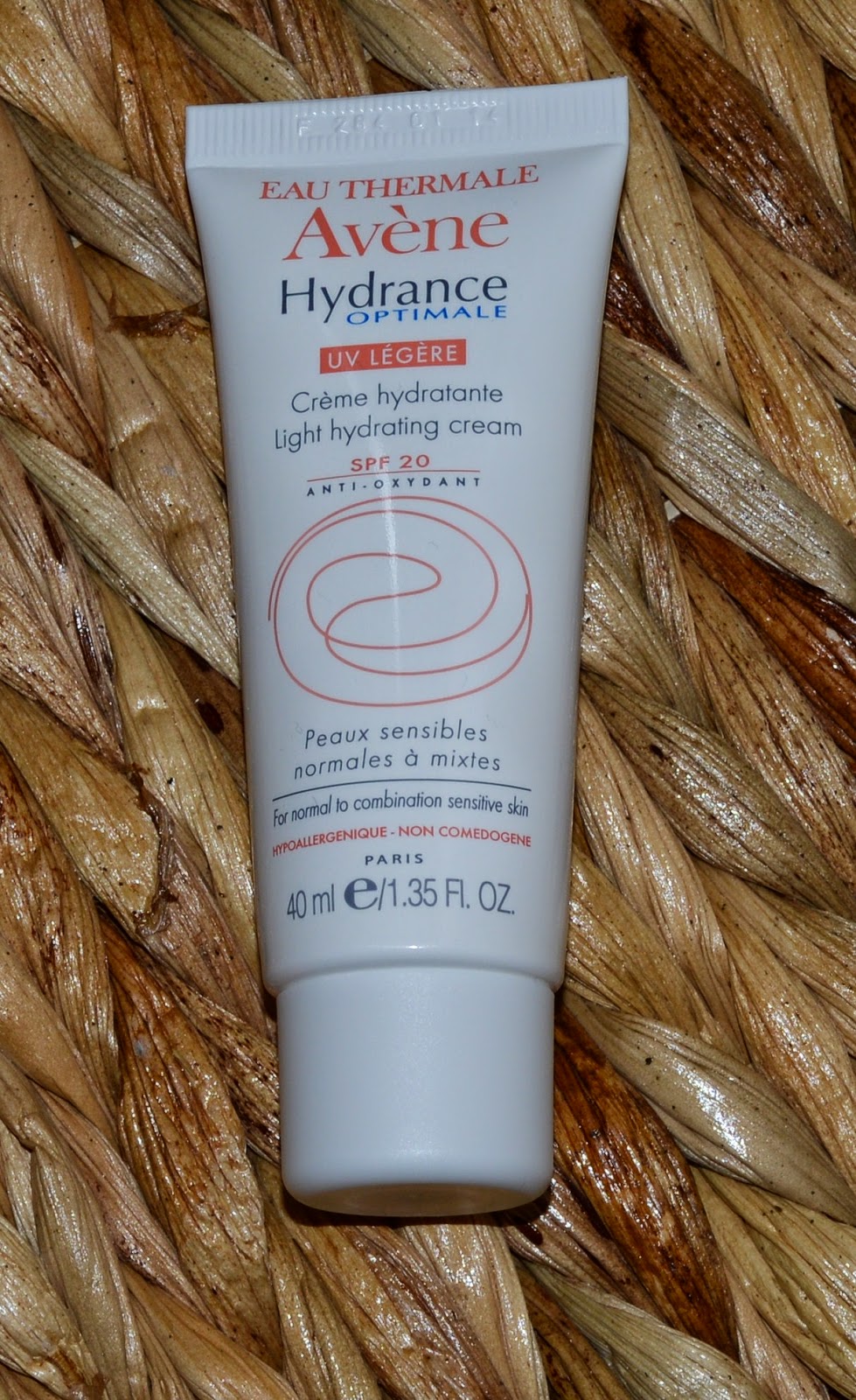 La vie de la femme Увлажняющий крем для лица Light Hydrating Cream