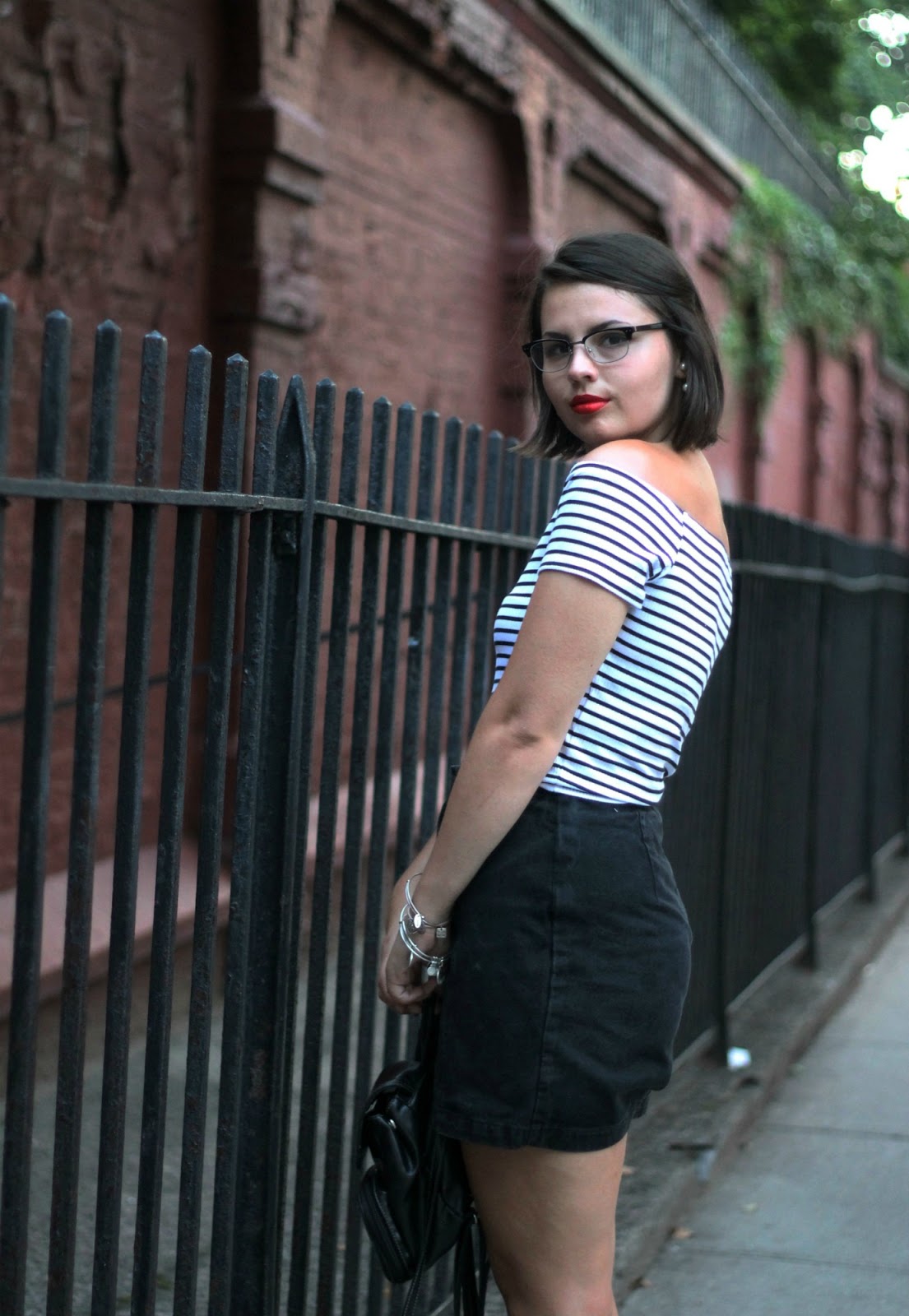 how to style a striped top