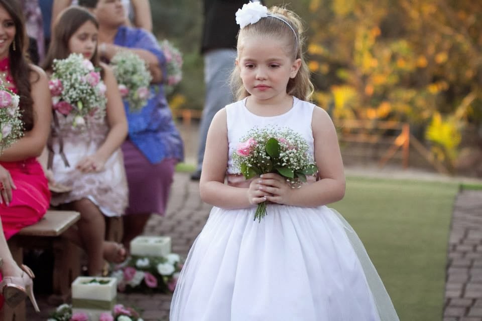 blog de casamento - uma vez noiva sempre noiva - cerimônia - casamento ao ar livre - casamento de dia - entrada daminha - daminha - bouquet daminha cerimônia - casamento ao ar livre - casamento de dia - entrada daminha - daminha - bouquet daminha