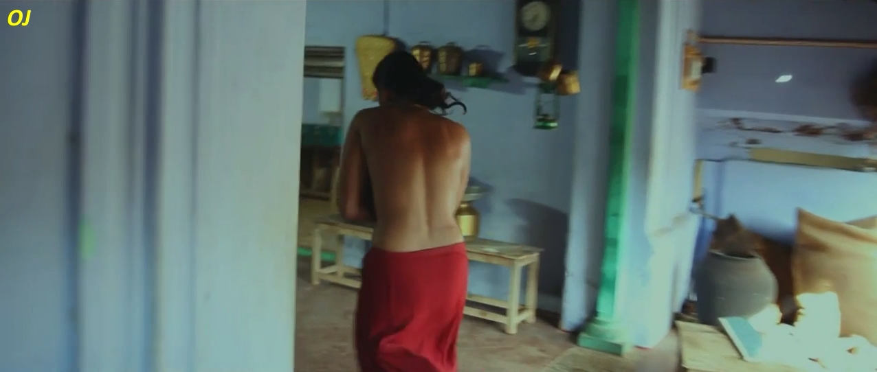 Karthika Nair Semi Nude - Topless Scene - Annakodi Movie