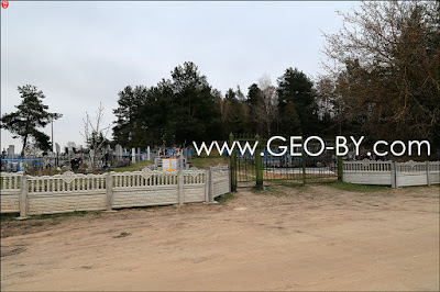 Новый Свержень. Ворота кладбища, ведущие к захоронению польских солдат