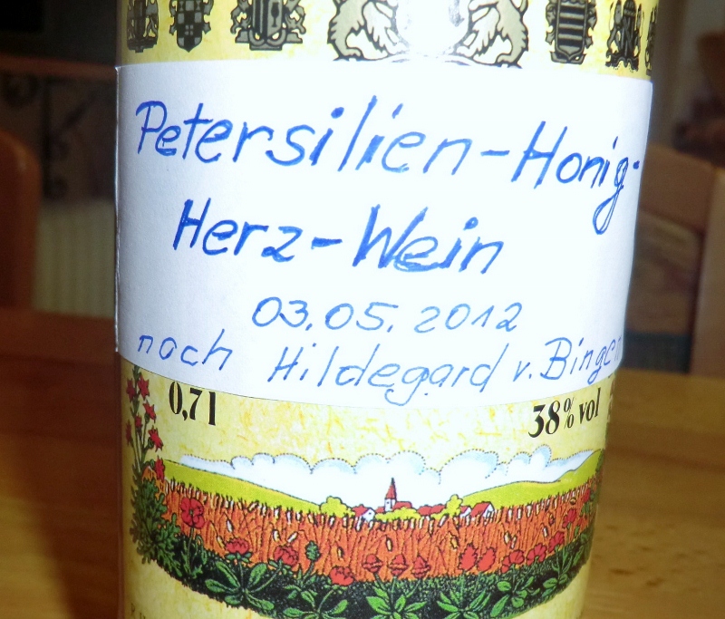 Fotoliesels Erlebniswelt: Honig-Petersilien-Herzwein selber herstellen.....