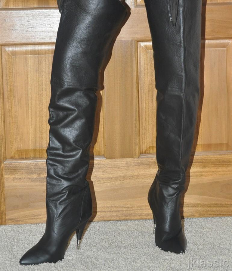 eBay Leather: October 2011
