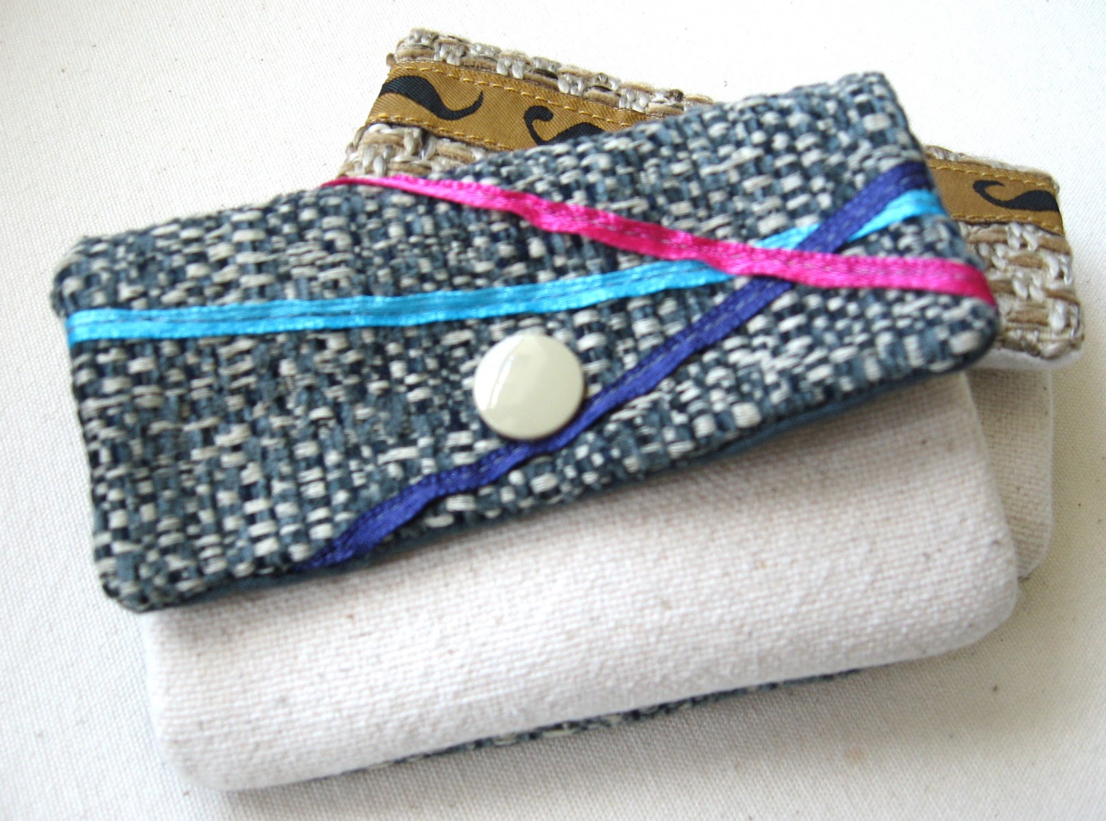 Com-four Mini Geldbörsen Set 12 Stück | Mit Schmetterlings-Motiv & Schlüsselbund