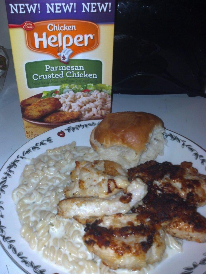 30, Flirty, and Thriving Tried the New Chicken Helper Parmesan Crusted