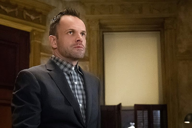 Elementary - Episode 2.21 - The Man with the Twisted Lip - Review