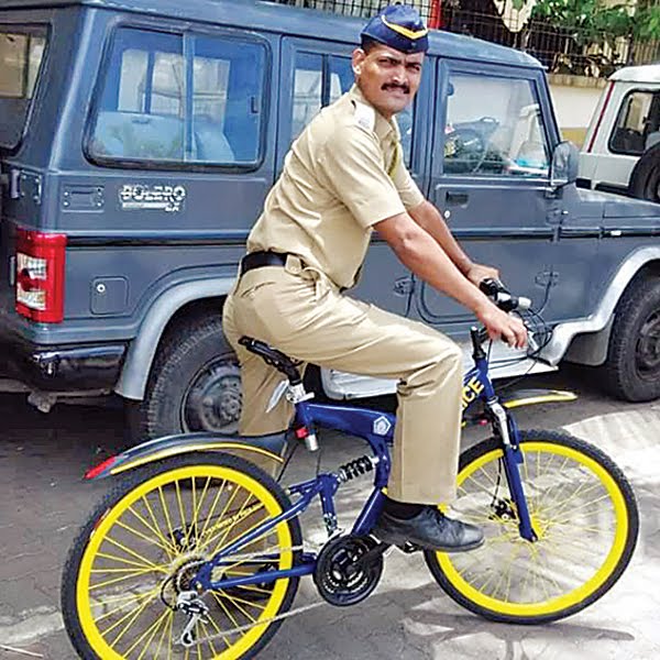 मुंबई पुलिस अब लैस साइकिल से समुद्रीय तटों पर पेट्रोलिंग करेगी