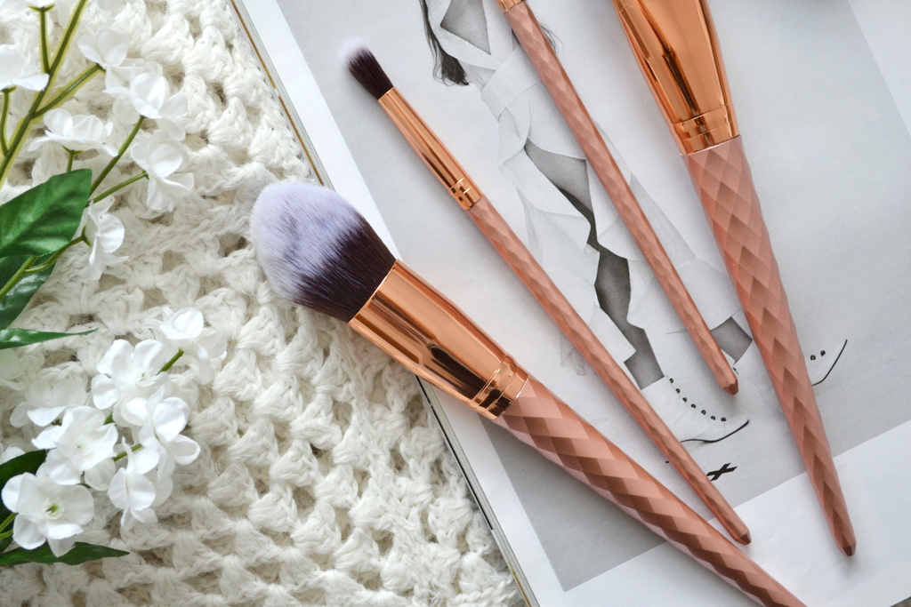 The Bargain Makeup Brushes From eBay (That Are Totally Instagrammable