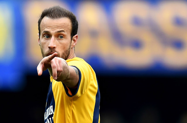 Υπόκλιση Μόρα σε Εσιέν!