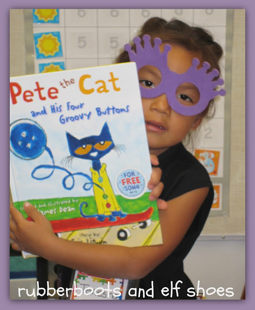 Pete the Cat: we love our school shoes - rubber boots and elf shoes