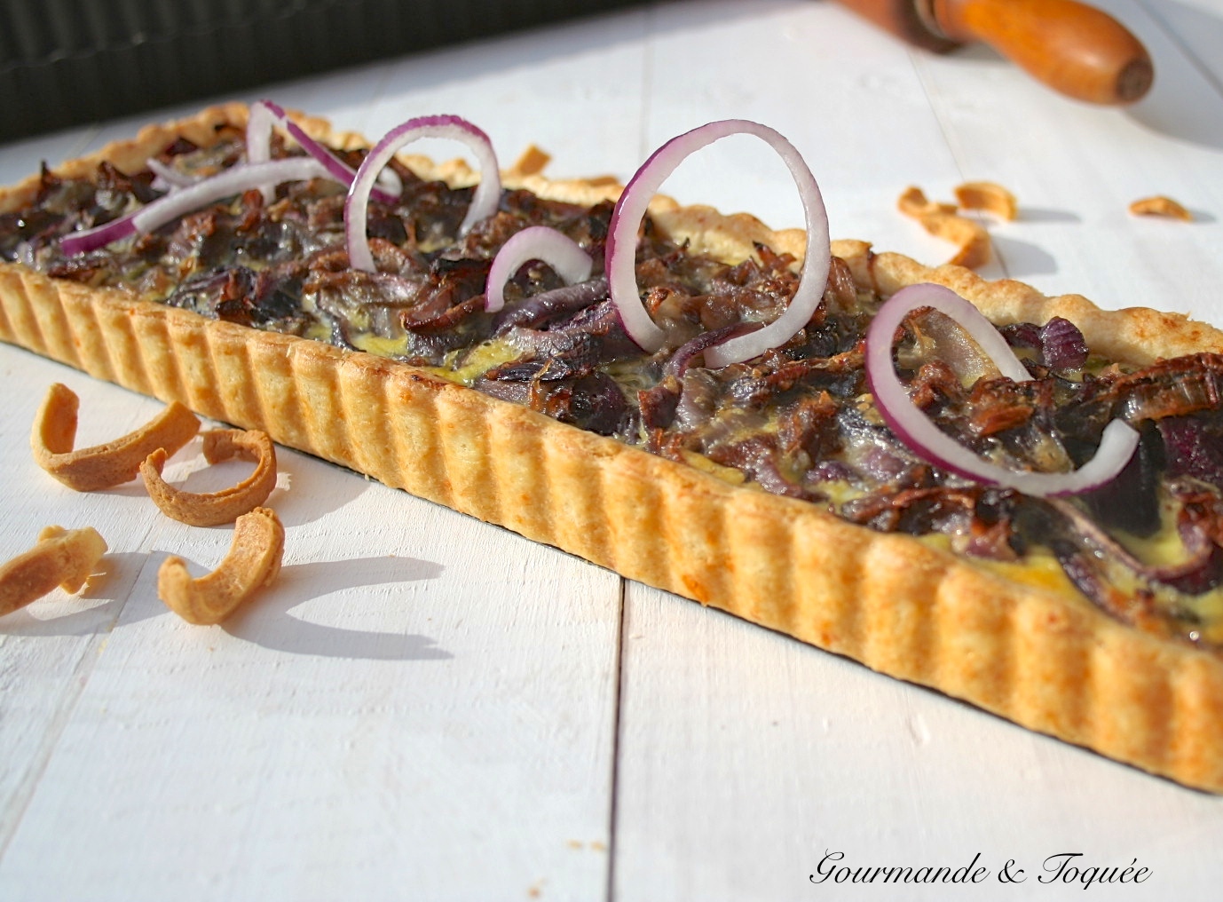 Gourmande&Toquée: Tarte aux oignons rouges et parmesan