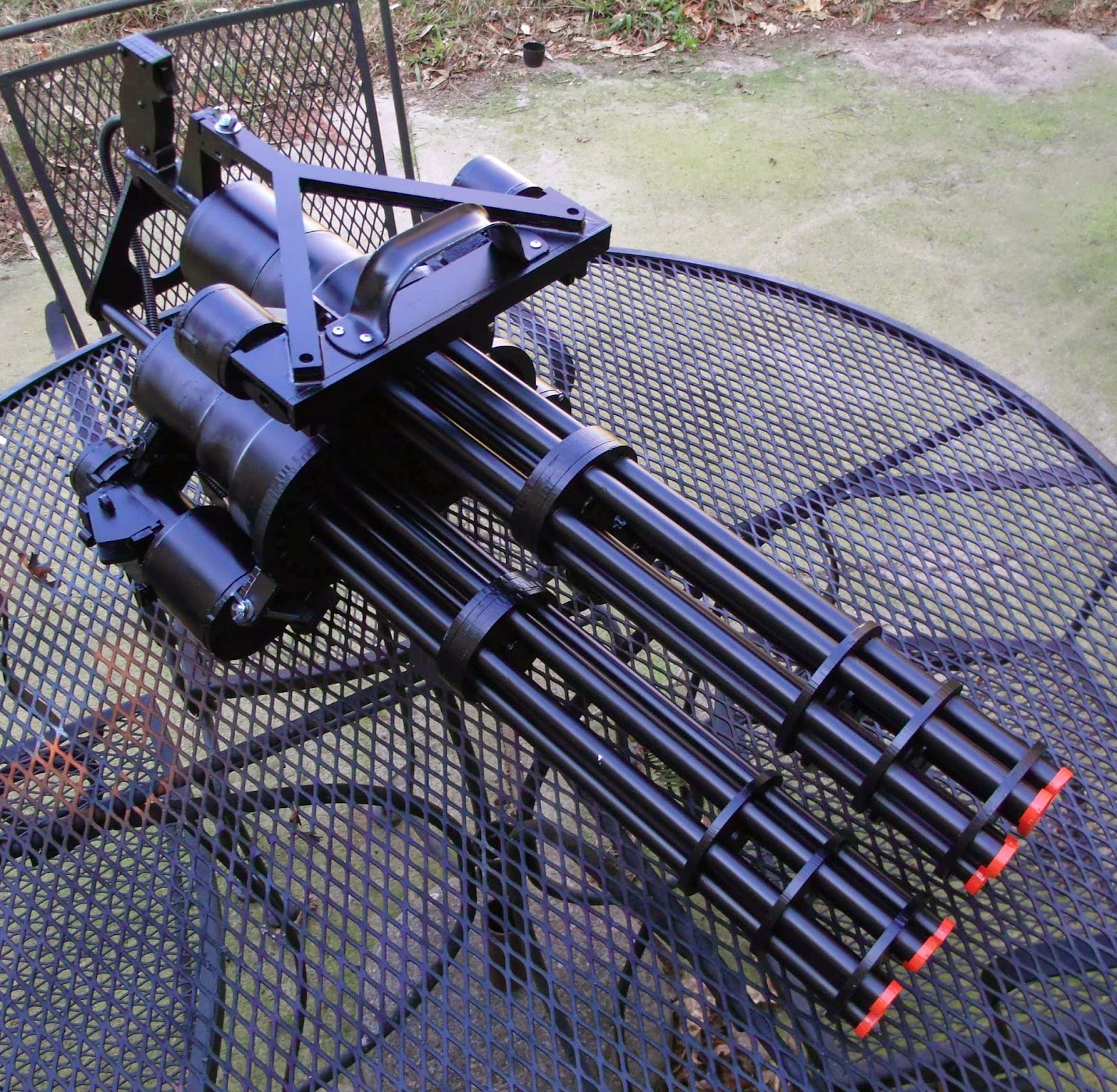 Оружие миниган картинки