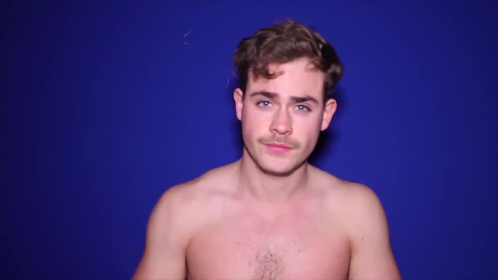 Dacre Montgomery shirtless in Stranger Things audition video.
