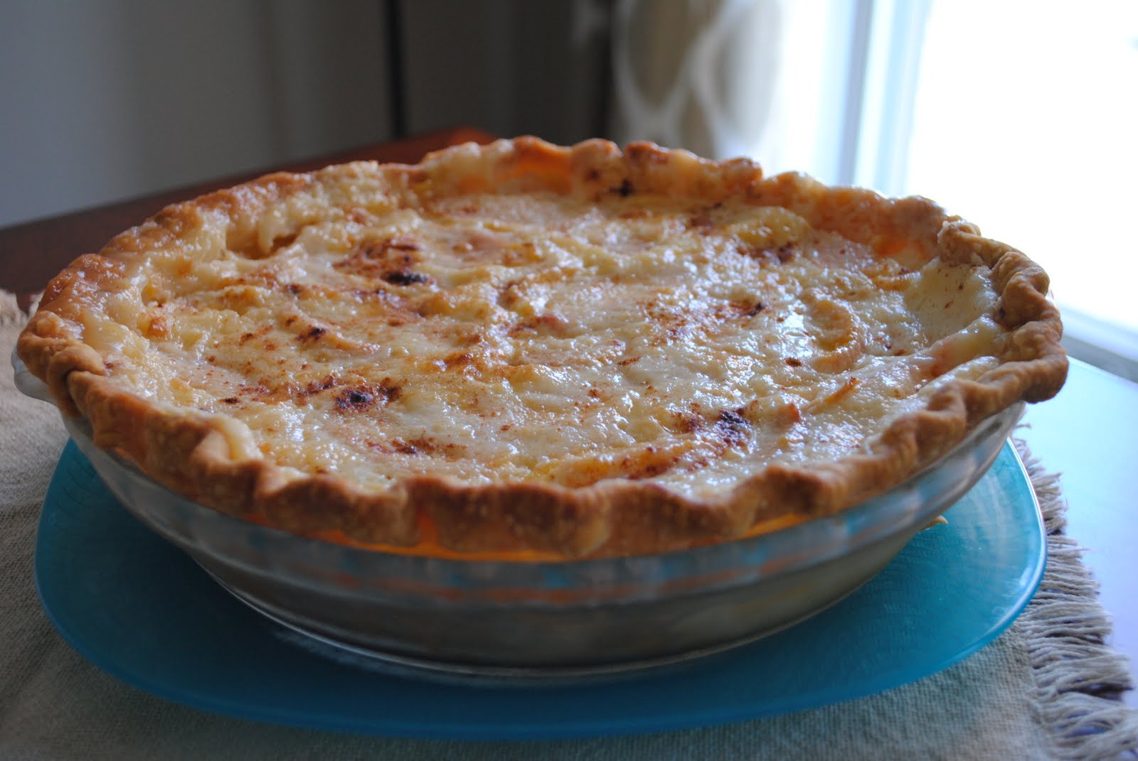 Sweet State of Mine Colorado Peaches 'n Cream Pie