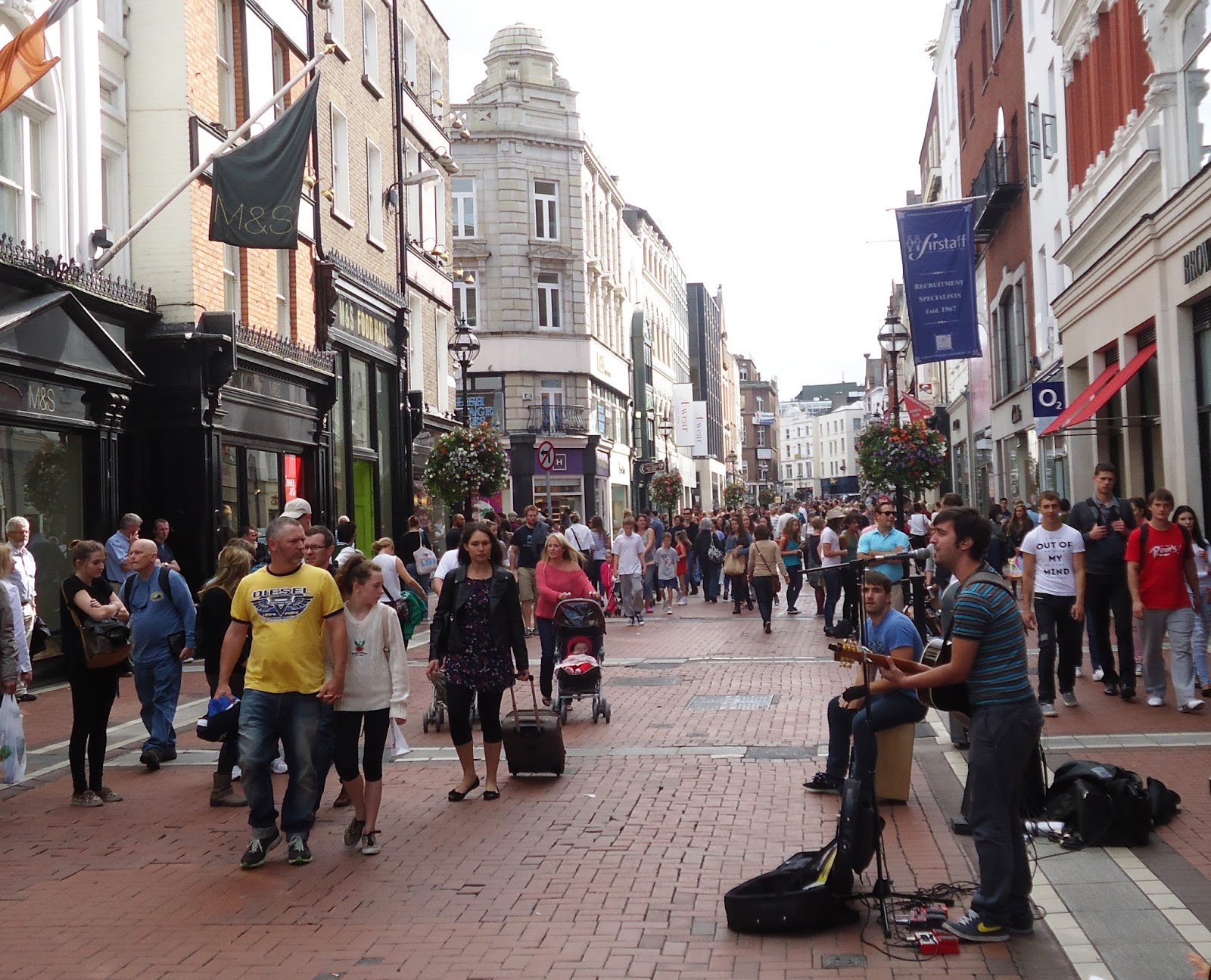 Patrick Comerford ‘Grafton Street’s a wonderland’ with its rich