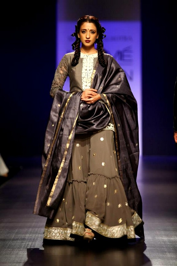 Lakme Fashion Week 20132014 Lakme Fashion Show Summer 201314 She9