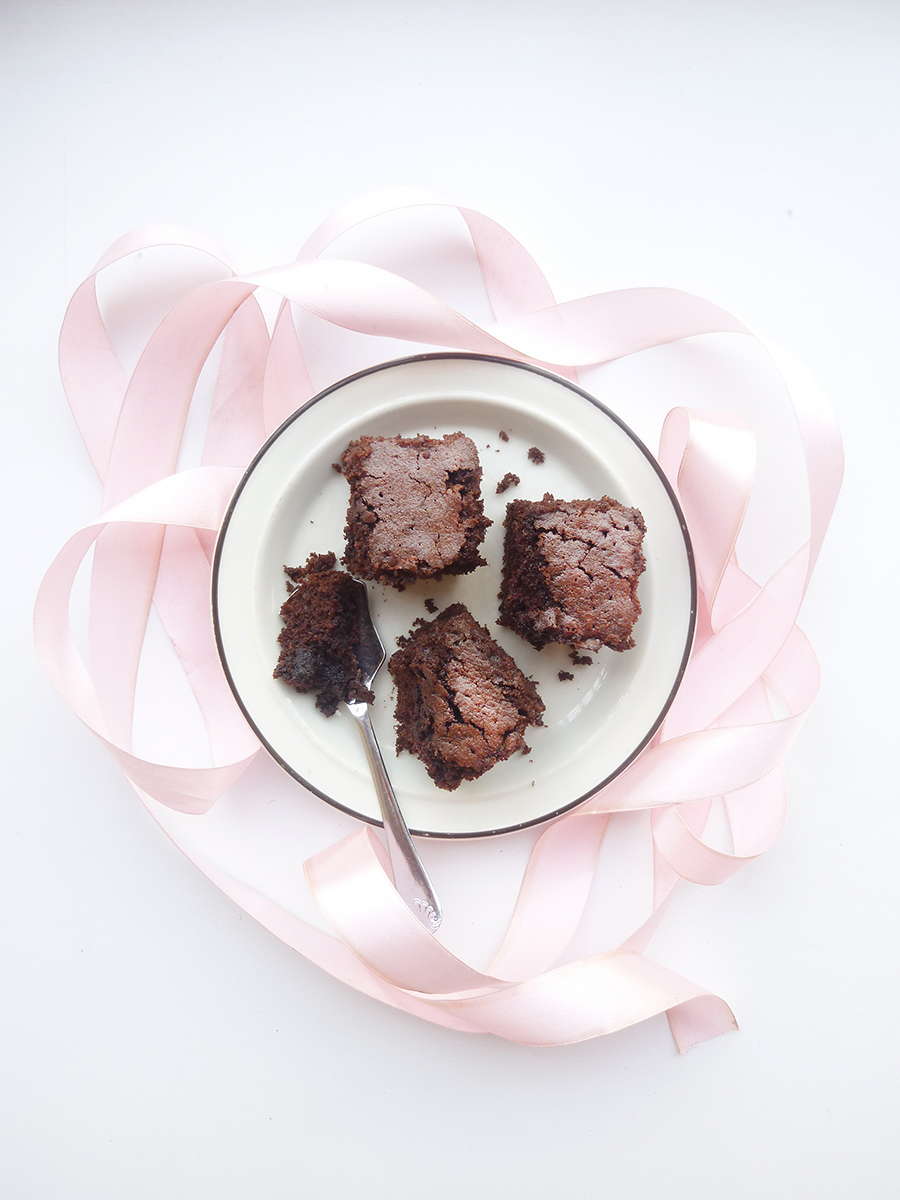 traditional ghee brownies made with cocoa powder