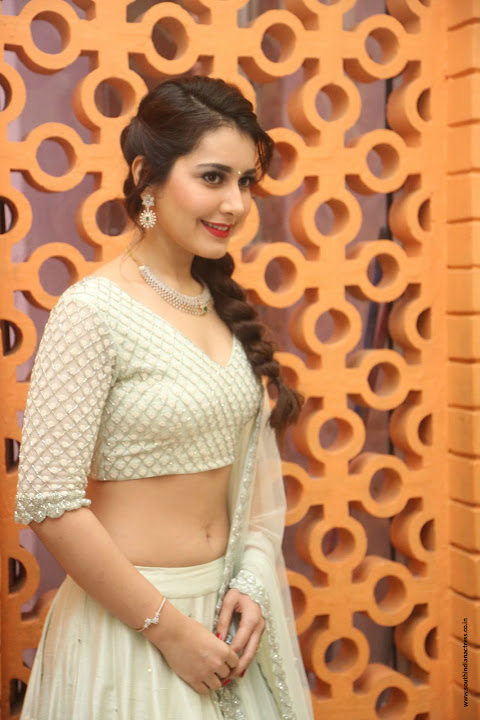 Raashi Khanna