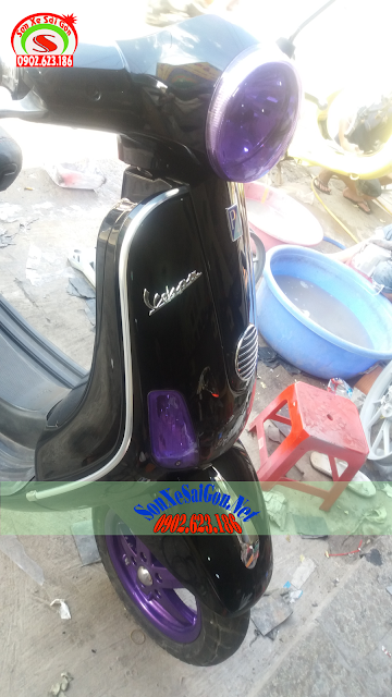 Mẫu sơn Vespa LX màu đen bóng chóa đèn tím [Vespa_102]