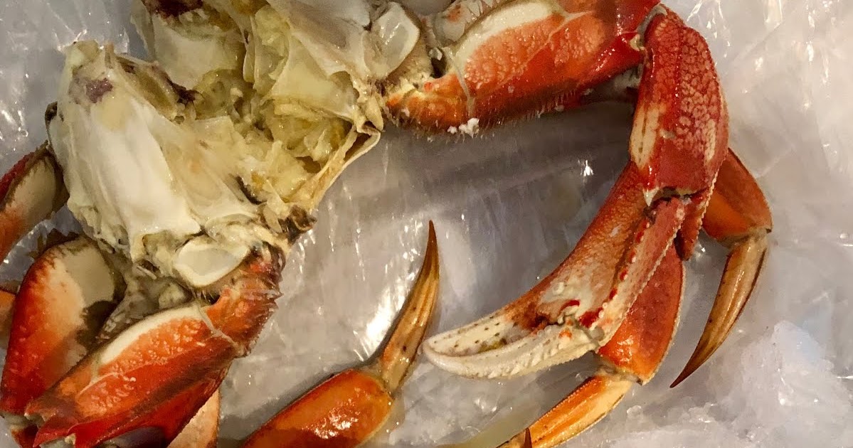 Beautiful Downtown Portland Dungeness Crab From Oceanside Oregon