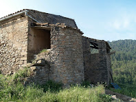 La tina situada en l'angle nord-oest de Les Berengueres
