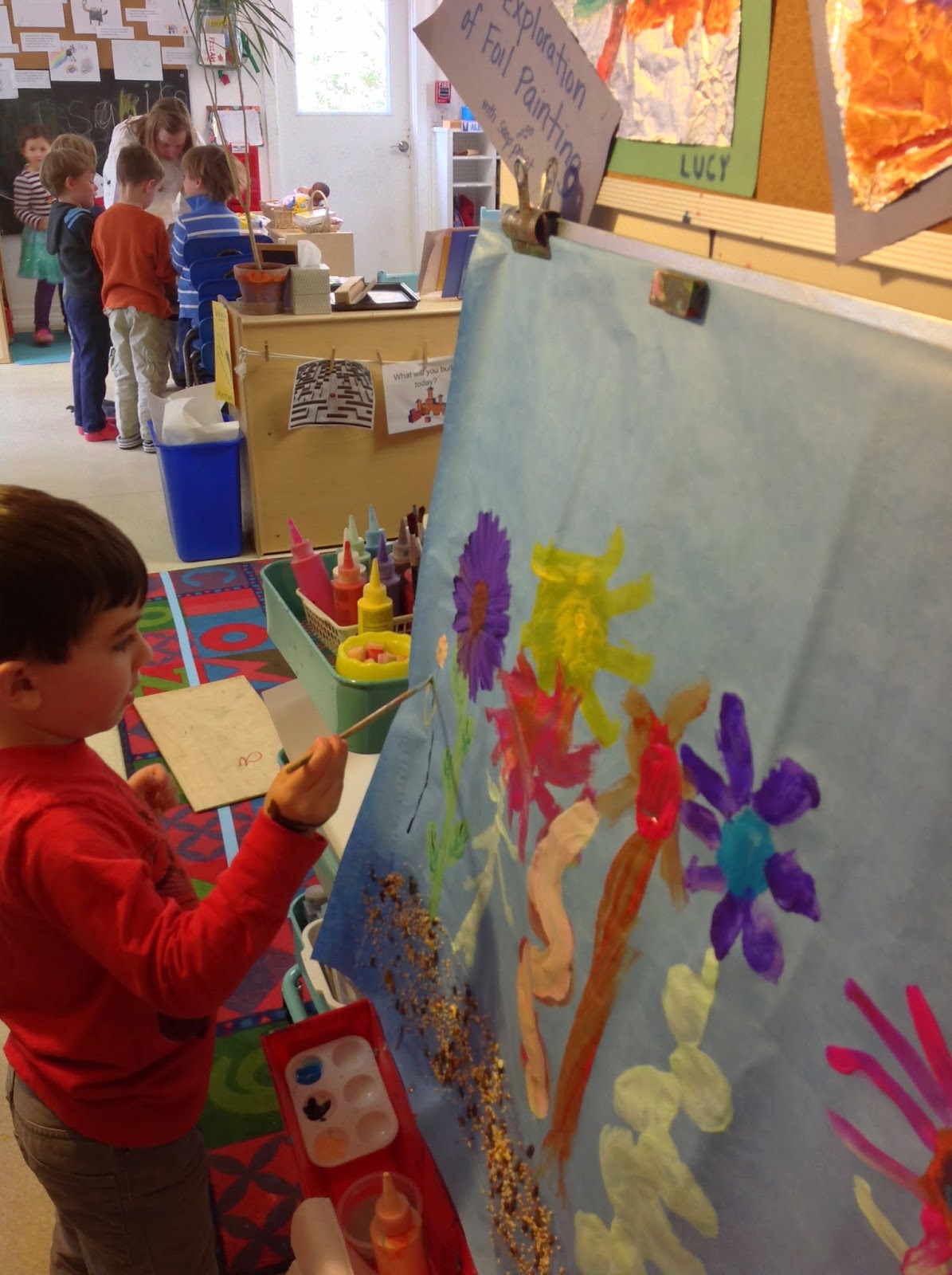 Playfully Learning Cooperative Spring Mural