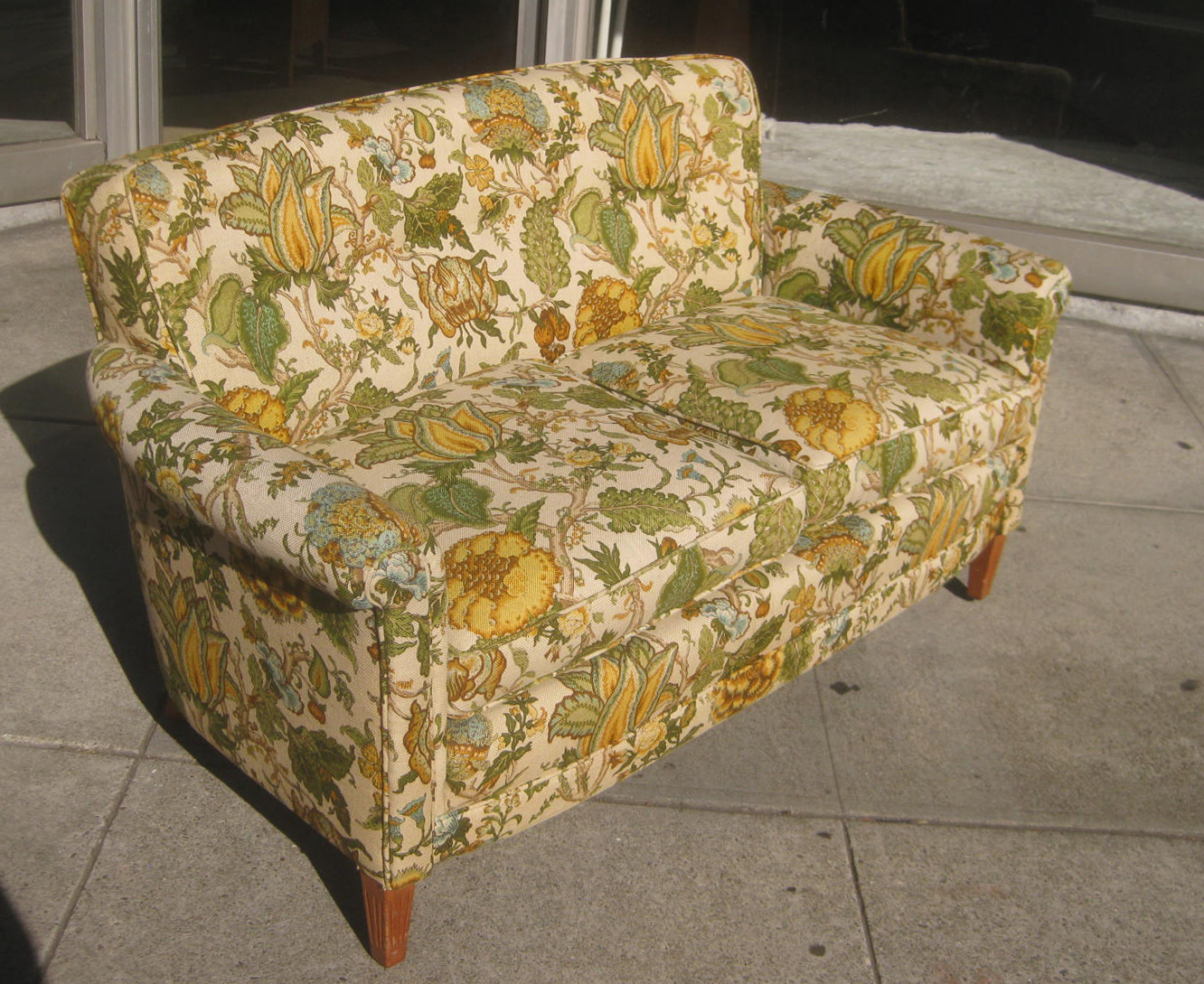 UHURU FURNITURE & COLLECTIBLES SOLD Floral Loveseat 115