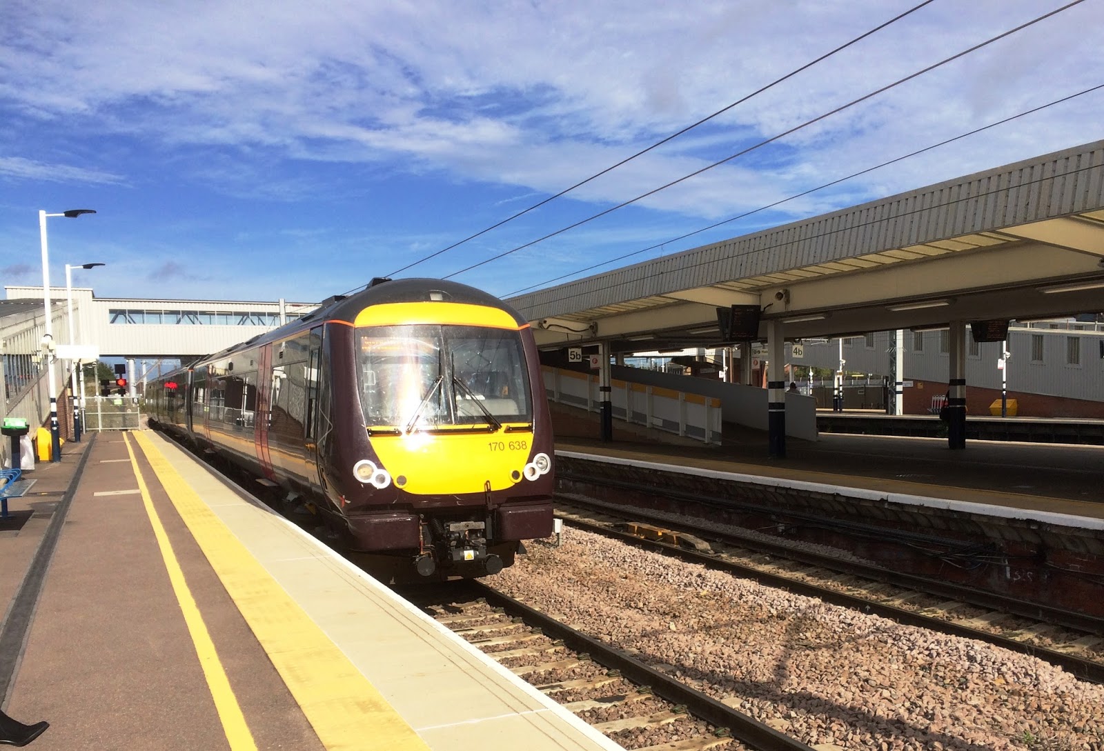 Train Snaps 170 638 at Peterborough Station 29 September 2016