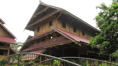 Gambar Desain Rumah Adat Sulawesi Tenggara Gambar Desain Rumah Adat Sulawesi Tenggara