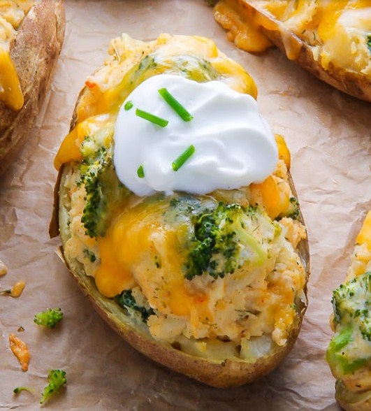 Broccoli and Cheddar Twice-Baked Potatoes Broccoli and Cheddar Twice-Baked Potatoes