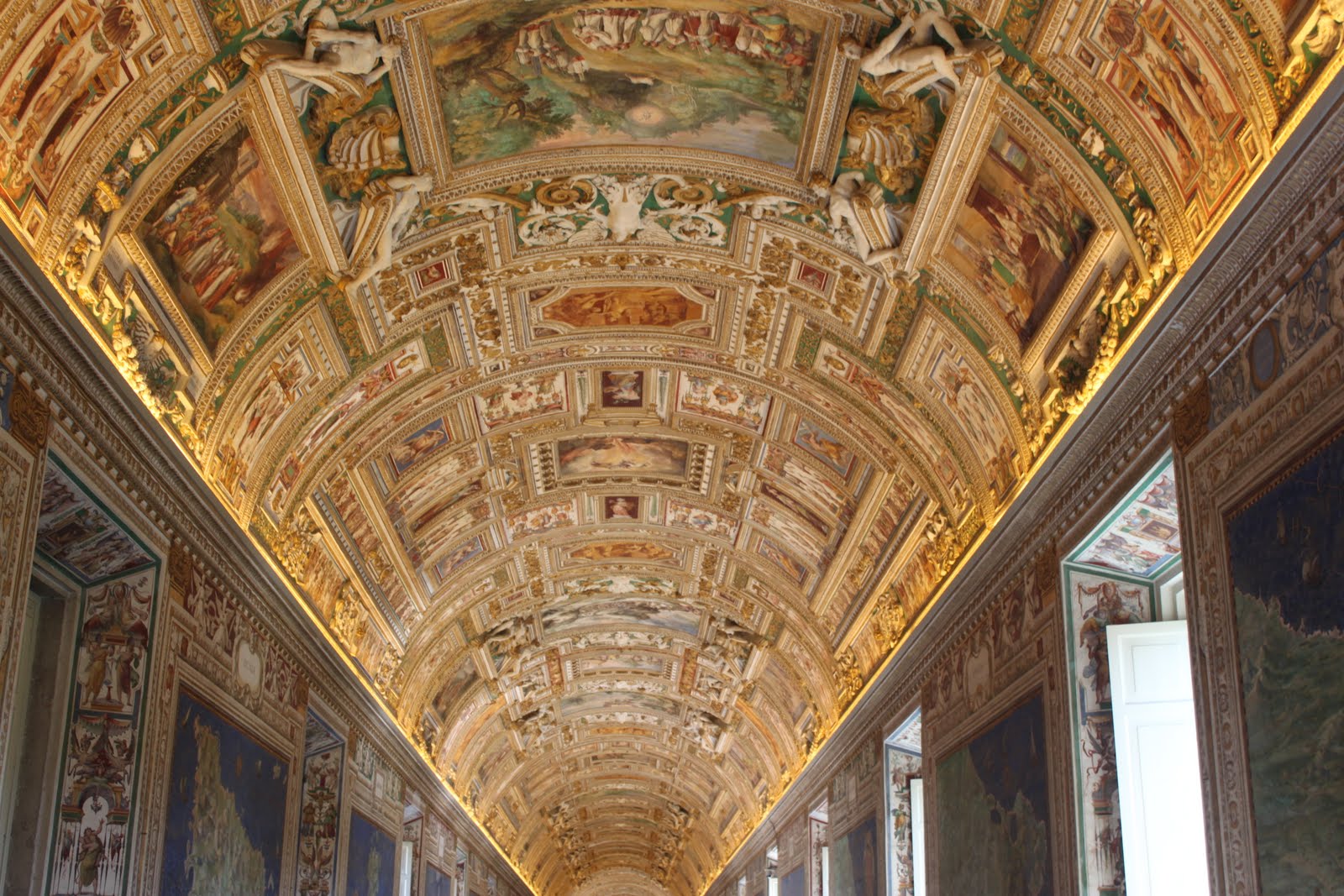 Byzigenous Buddhapalian: Day Two - Vatican Museums - Tapestries