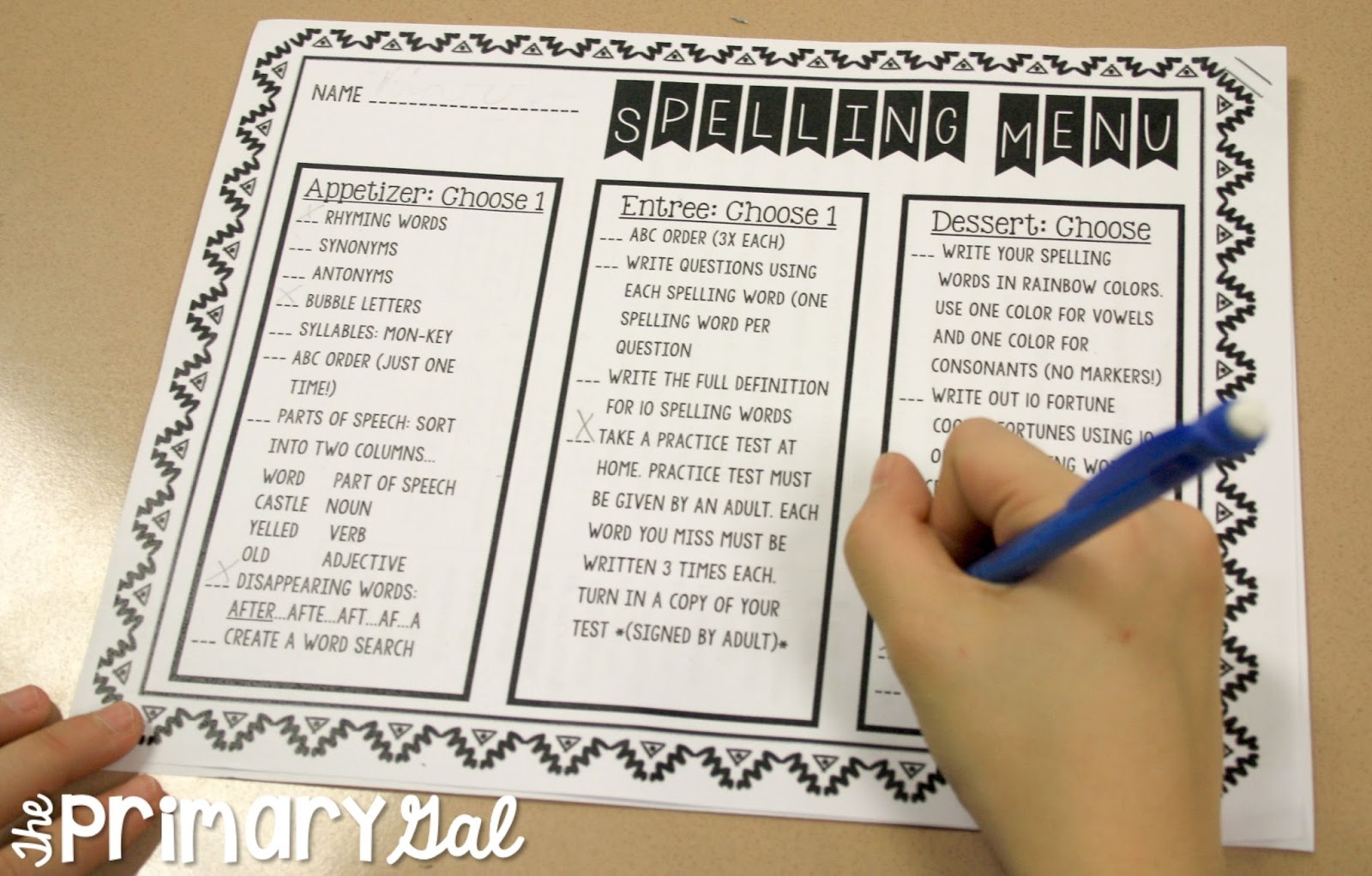 Do you struggle to differentiate during centers or small group time? Utilizing these 10 simple and easy steps could be the solution to allow all of your students to work at their own level! These ideas include templates and FREEBIES that are ready to be customized for your classroom. Perfect for easy instructions, and activities for kids to learn on their own level. Your upper elementary students will have fun choosing how they learn! {FREEBIE, upper elementary, differentiate}