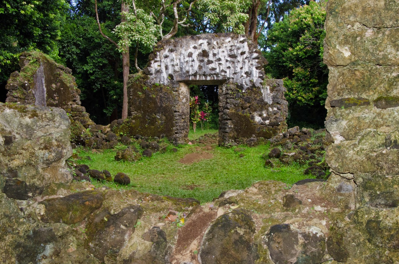 Haole Hiking King Kamehameha III Summer Palace and Waterfall