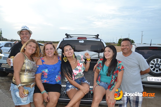ARRASTÃO BLOCOS TORÔ TORÔ – AGORA DEU – SÓ NOIS E SÓ VAI BEBENDO