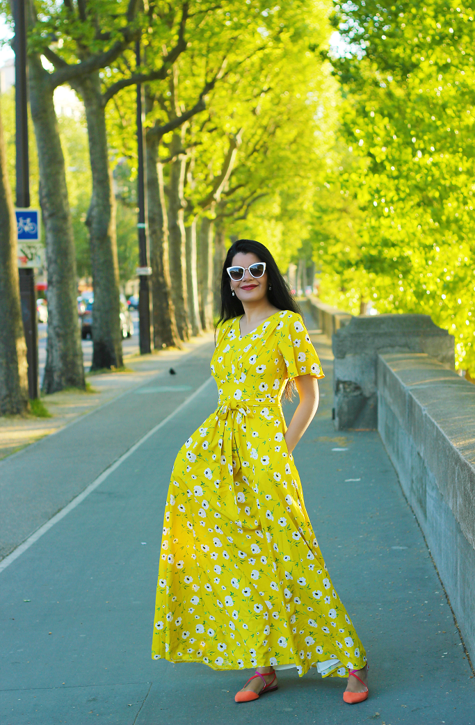 Style-Delights: Paris Visit: Eshakti Dress & How To Avoid Crowds At Eiffel Tower 'Top Of The 
