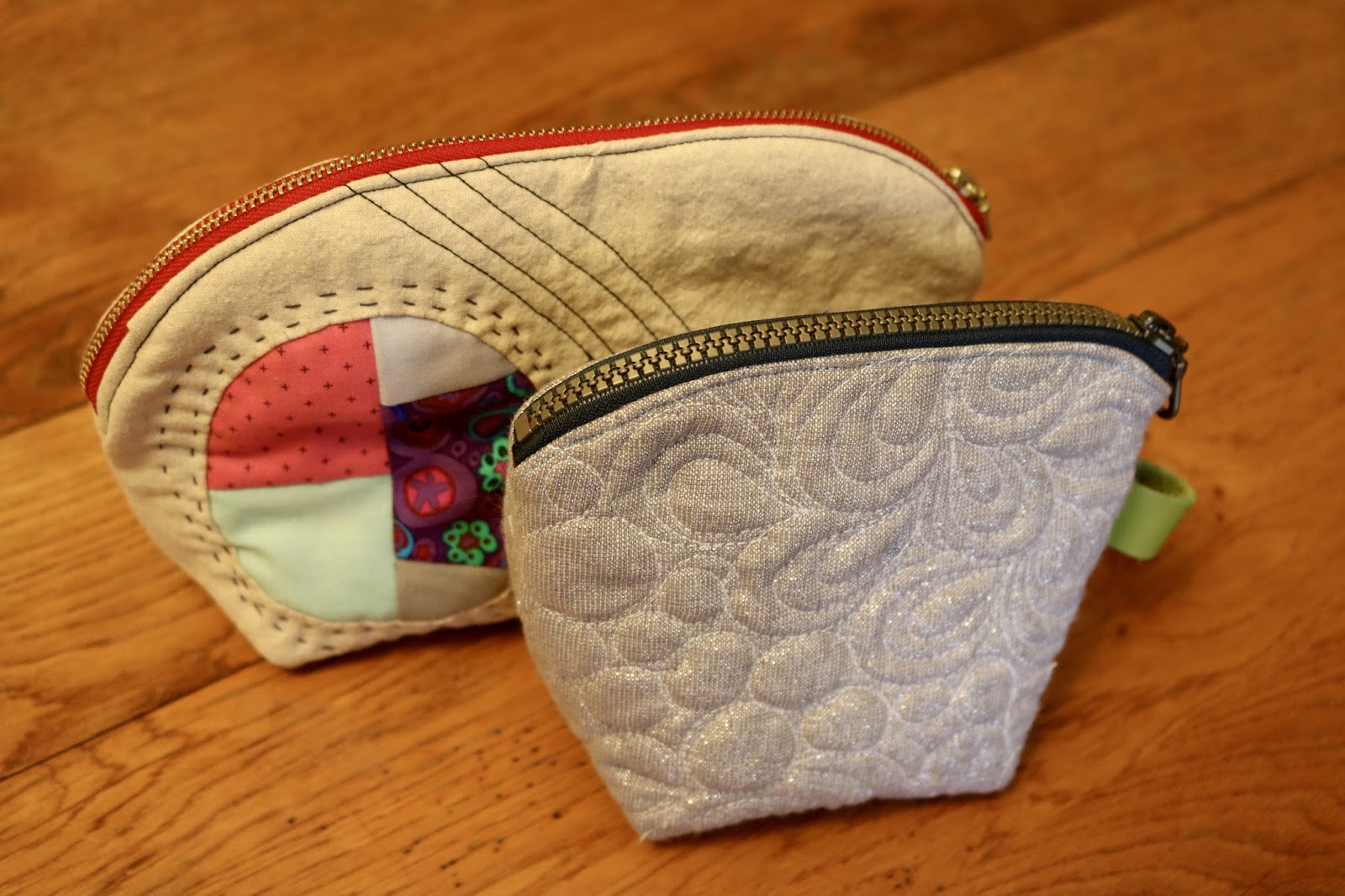 TIA CURTIS QUILTS Quilted Boxy Zipper Bag Tutorial