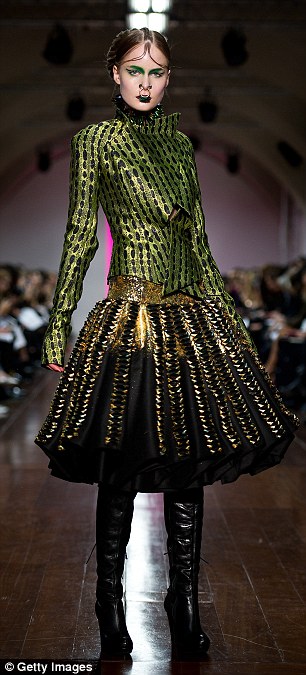 FASHION NETWORK AFRICA: Green skin, crazy hair and see-through dresses ...