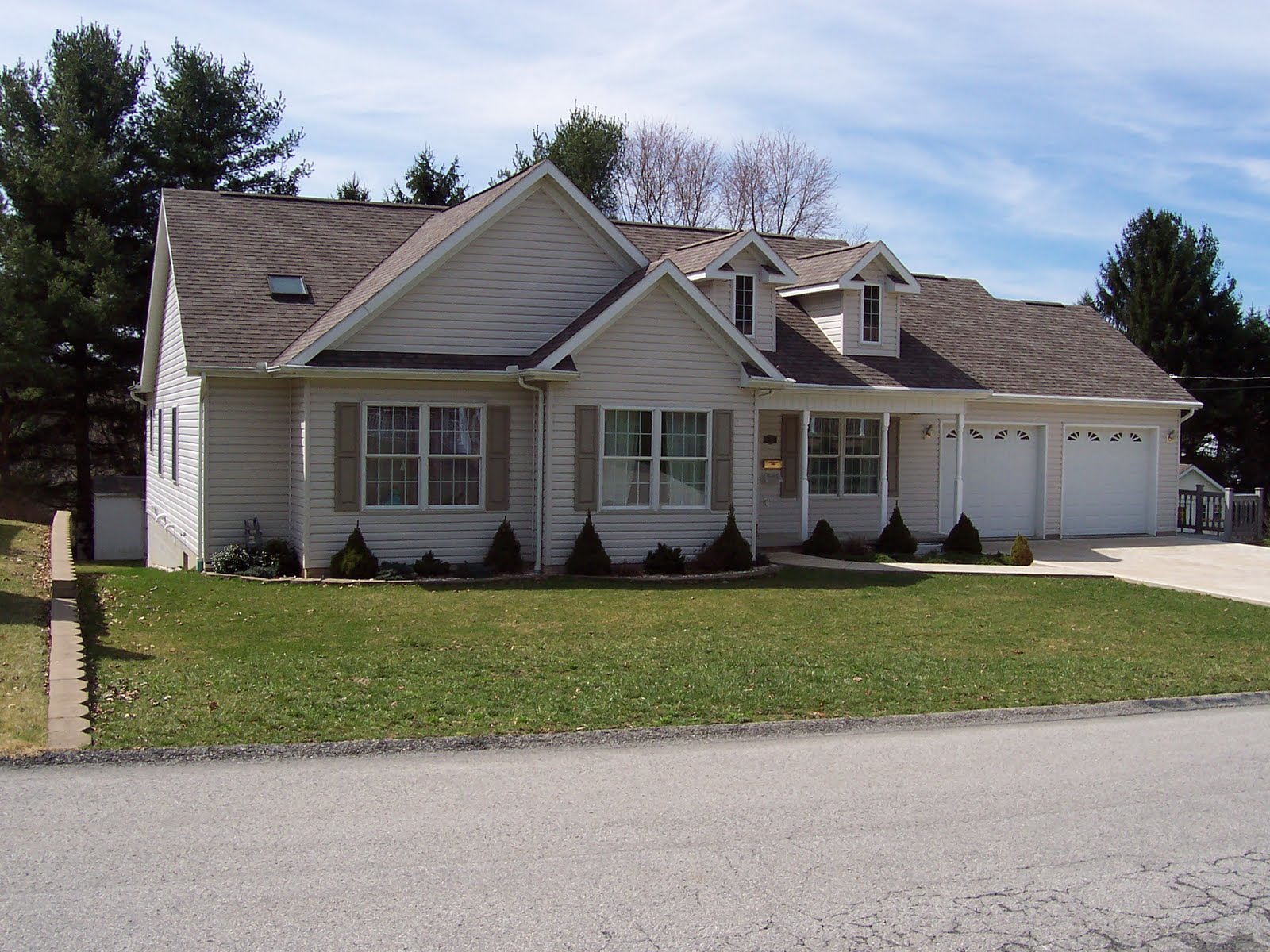 Bastian Custom Homes RECENT PROJECTS & CUSTOM DESIGNS