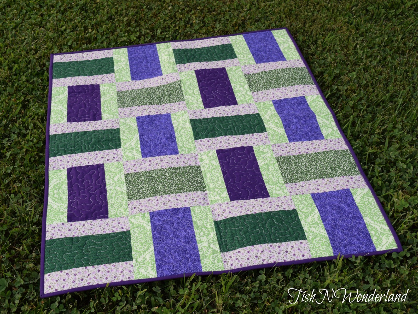 Tish's Adventures in Wonderland Woven Baby Quilt Tutorial