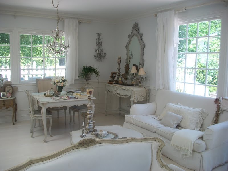 Full Bloom Cottage: Romantic French Cottage....