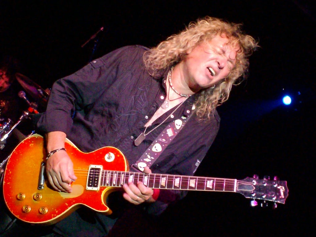 Rockfile Radio Rock Files: Happy Birthday DAVE MENIKETTI (video)