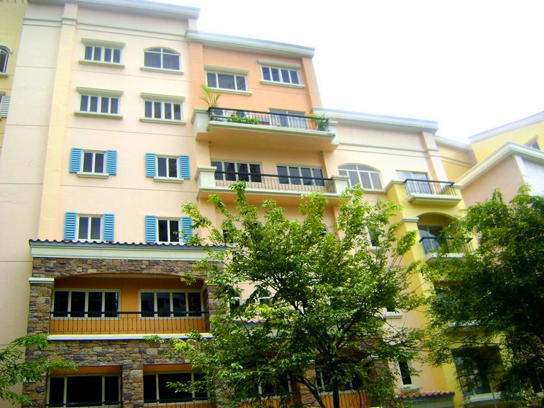 Condo The Fort Global City Fort Rent Condos in Bonifacio Global City