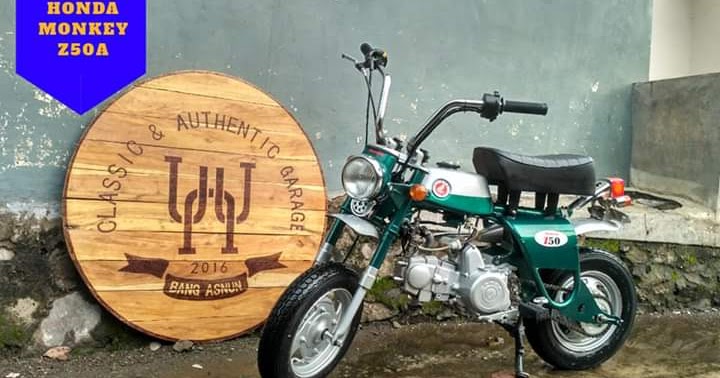 Honda Monkey девушка