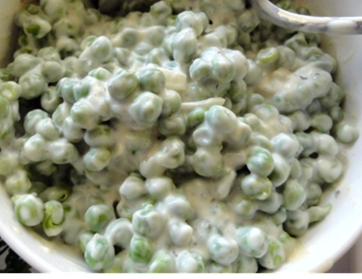How do you make pea salad?