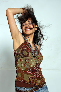 South Indian Actress Kajal exposing armpit in sleeveless top1