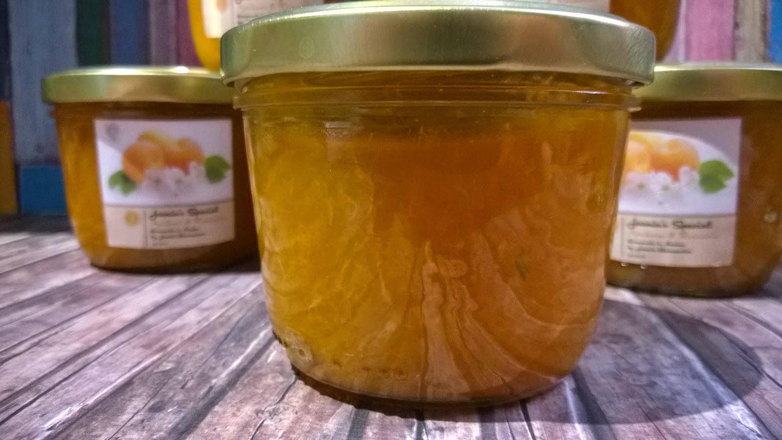 Aprikosen-Marmelade mit Rosmarin
